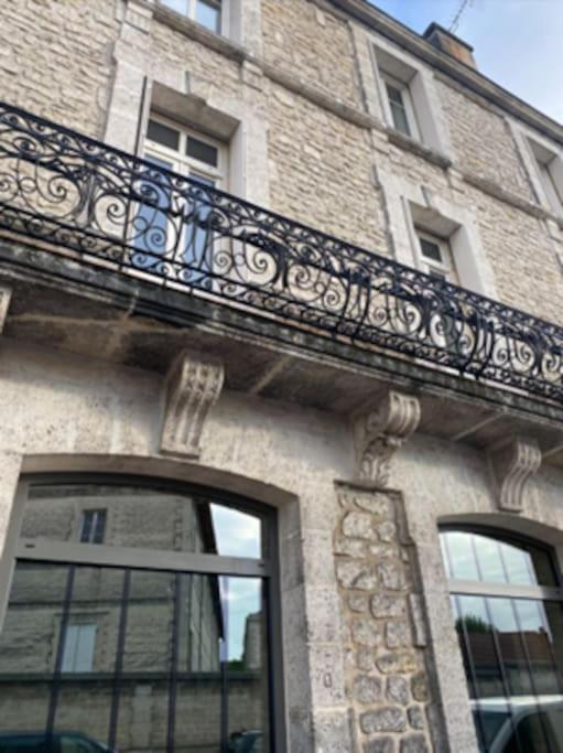 אנגולם Appartement Centre Ville * Terrasse * Clim * Wifi * Haut De Gamme * מראה חיצוני תמונה